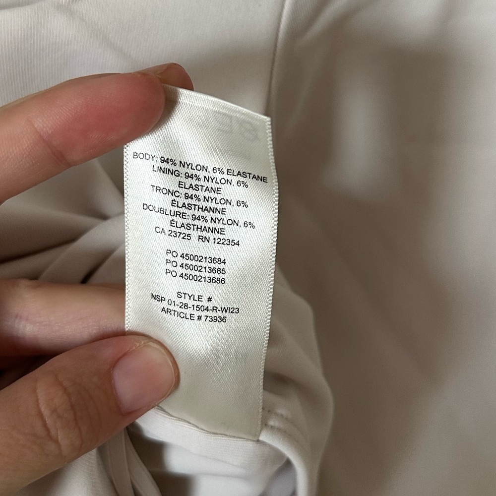 Babaton by Aritzia Contour Longsleeve Bodysuit Nude Pink/Cream Size XS - Picture 5 of 5